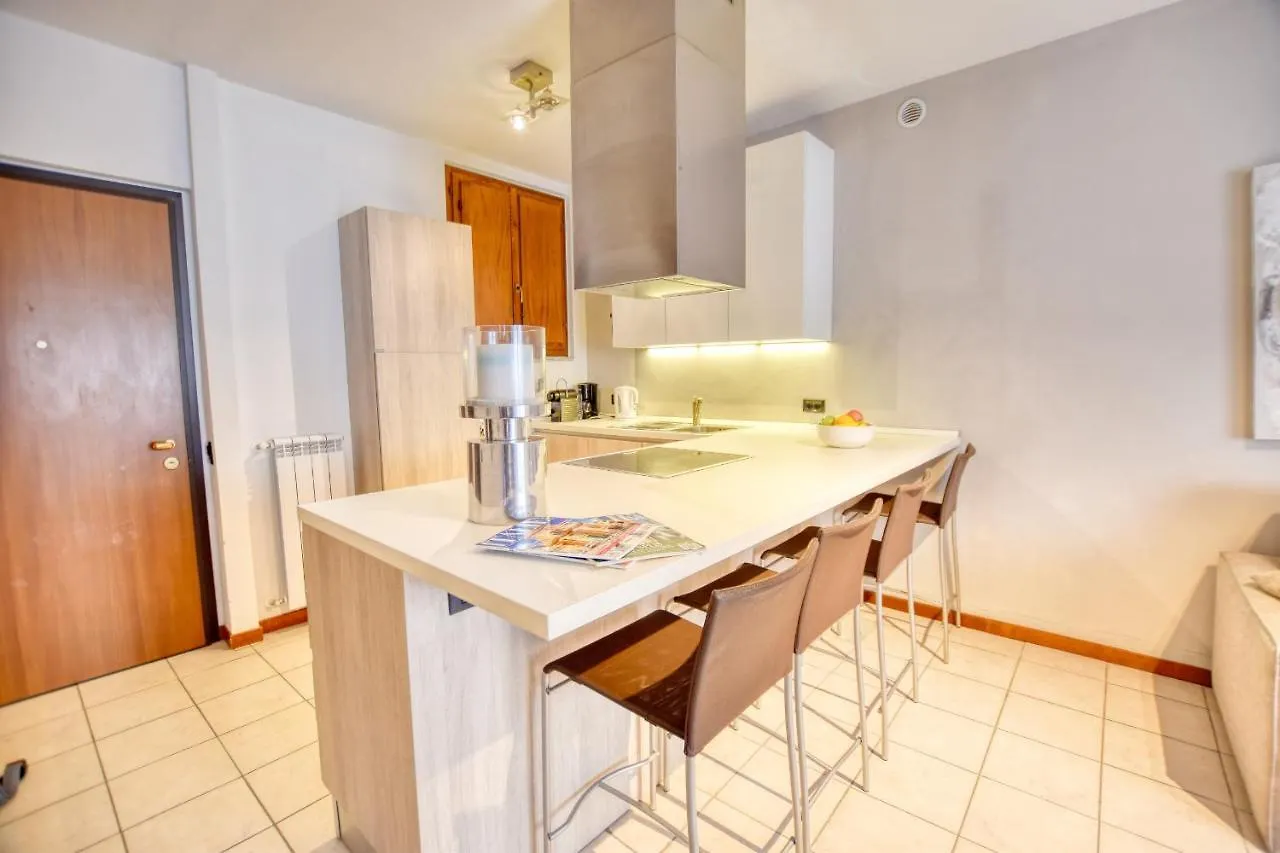 1-Bedroom Apartment Bello Moderno Acquaseria